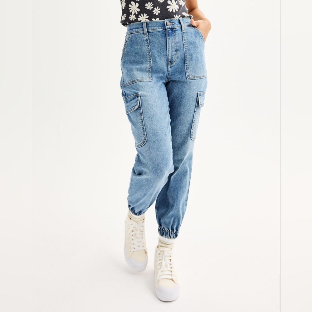 SO High-Waisted Cargo Denim Joggers SMALL